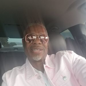 Meet your Posher, Dwayne